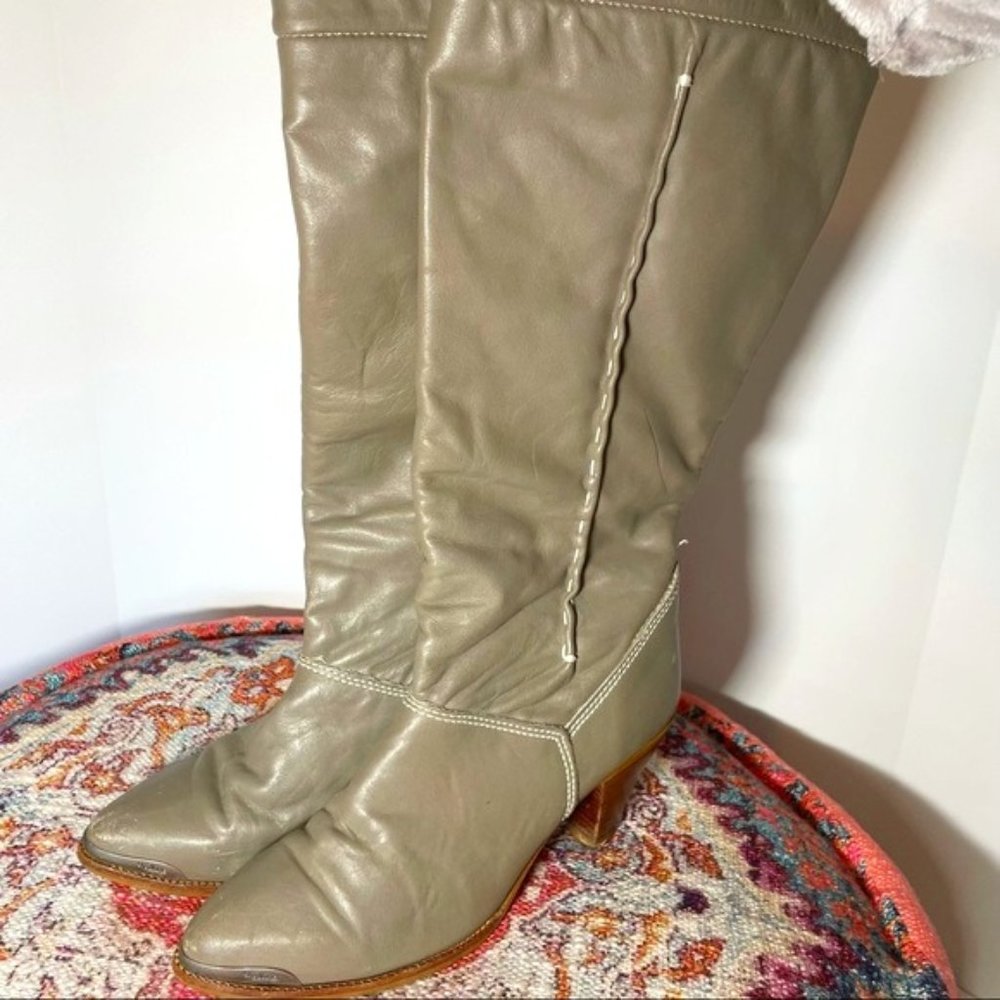 Vintage Zodiac Taupe Leather Western Boots | 7